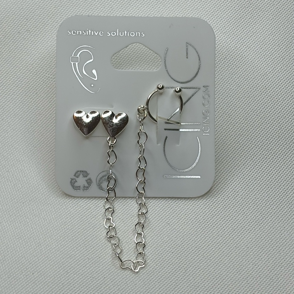 Icing Heart Earrings Silver